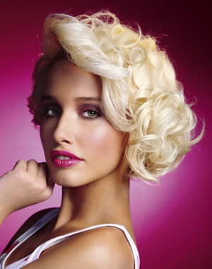 coupe cheveux court structuré coiffure homme gel mi long