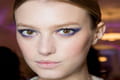 Fashion week prêt-à-porter New York : le maquillage violet de Jason Wu
