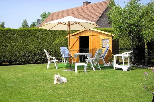 Pratiques et esth�tiques : 15 cabanes de lecteurs