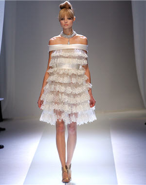 Défilés haute couture : Robe "Bianca" de Valentino