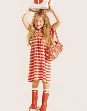 10 tenues de cr&eacute;ateurs pour petites filles : Robe ray&eacute;e de Cacharel