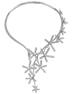 10 parures joaillières portées à Cannes : collier "Caresse d'Eole" de Van Cleef & Arpels