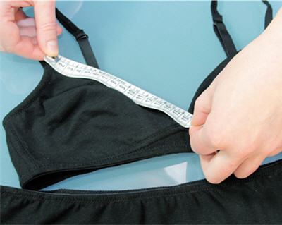 Customiser sa lingerie : Prendre les mesures du soutien-gorge