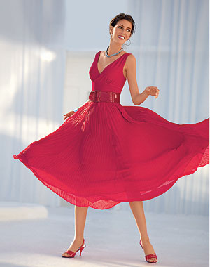 10 tenues habillées : robe rouge Madeleine