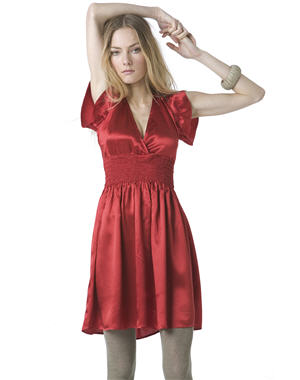 15 robes pour l'hiver : Robe satin&eacute;e de Pepe Jeans