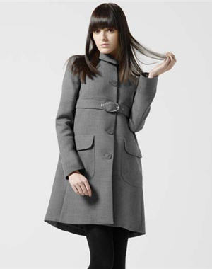 10 manteaux tendance : manteau ceinturé gris souris de Ba&sh