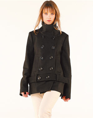 10 manteaux tendance : caban noir de Kookaï