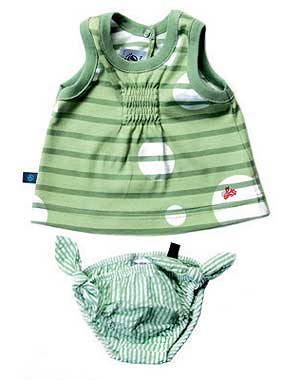 A la plage avec b&eacute;b&eacute;