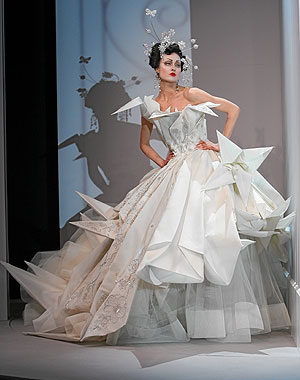10 robes de mariées de rêve : Robe plissée de Christian Dior 