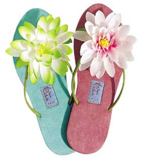 Maillots de bain : "Tongs fleurs facteur celeste" de La Redoute