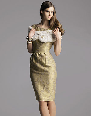 10 tenues de fêtes : robe dorée de New Look