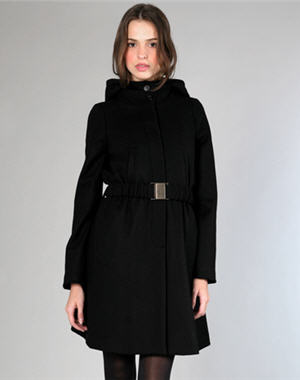10 manteaux tendance : manteau droit ceintur&eacute; de Diab'less